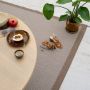 Studio M Luxe Buitenkleed – HARMONY – Dubbelzijdig Vloerkleed Buiten – Buitentapijt 160x220 cm – Beige Bruin – Tuintapijt met Omkeerbaar Design 100% gemaakt in België - Thumbnail 3