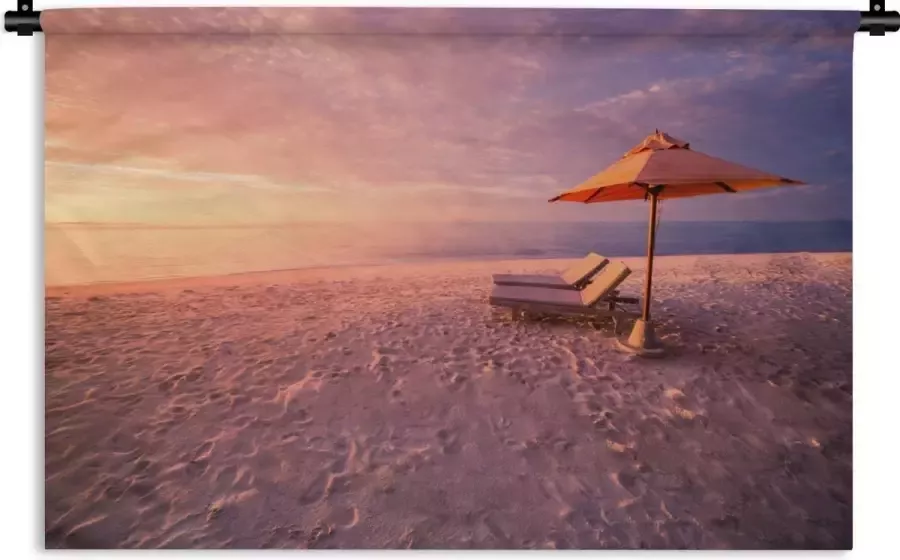 1001Tapestries Wandkleed Zonsondergang op het Strand Zonsondergang boven twee ligbedden op het strand Wandkleed katoen 180x120 cm Wandtapijt met foto XXL Groot formaat!