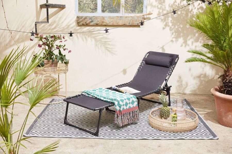 909 Outdoor Opvouwbare Ligstoel Ligbed met Kussen & Verstelbare Rugleuning Zwarte Tuinstoel voor Tuin en Terras Relaxstoel tot max. 110 kg 189 x 59 x 30 cm