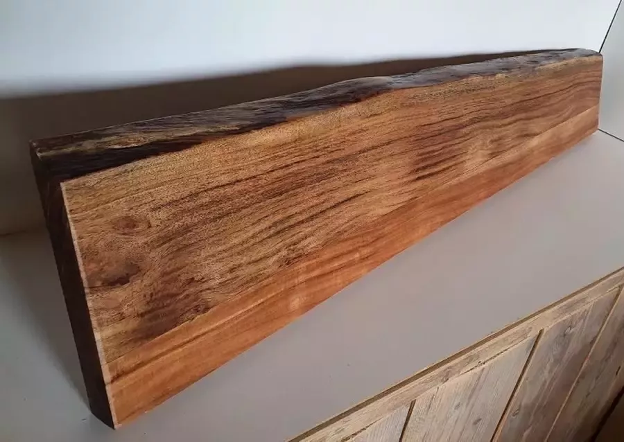 Absteigerhout Wandplank Boomstam Acaciahout 70 x +-20cm Transparante Lak Hardhout Muurplank Plank aan de Muur Industrieel Boekenplank Loft Landelijk Acacia Harder dan Eiken