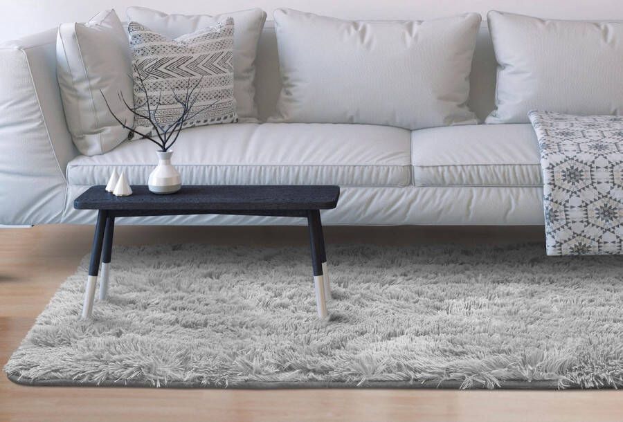 Aio Pluche tapijt korte pool antislip 80 x 160 cm lichtgrijs