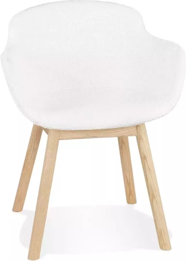 Alterego Design Alterego Stoel met armleuningen 'MOUTOU' van witte badstof en poten van natuurlijk hout