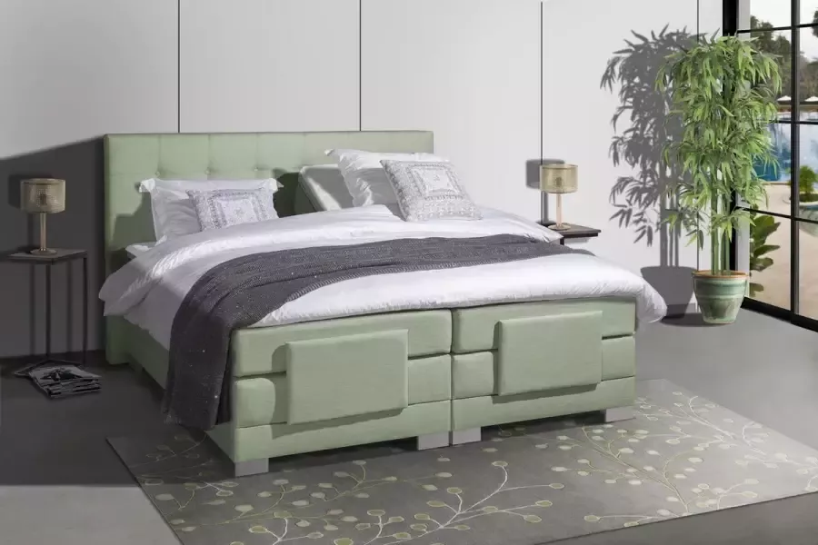 Anno 1588 Elektrische Boxspring LUXA Pocketvering Luxe Topper Lentegroen Boxspring 180x200 Inclusief Montage + Dekbed en Kussens