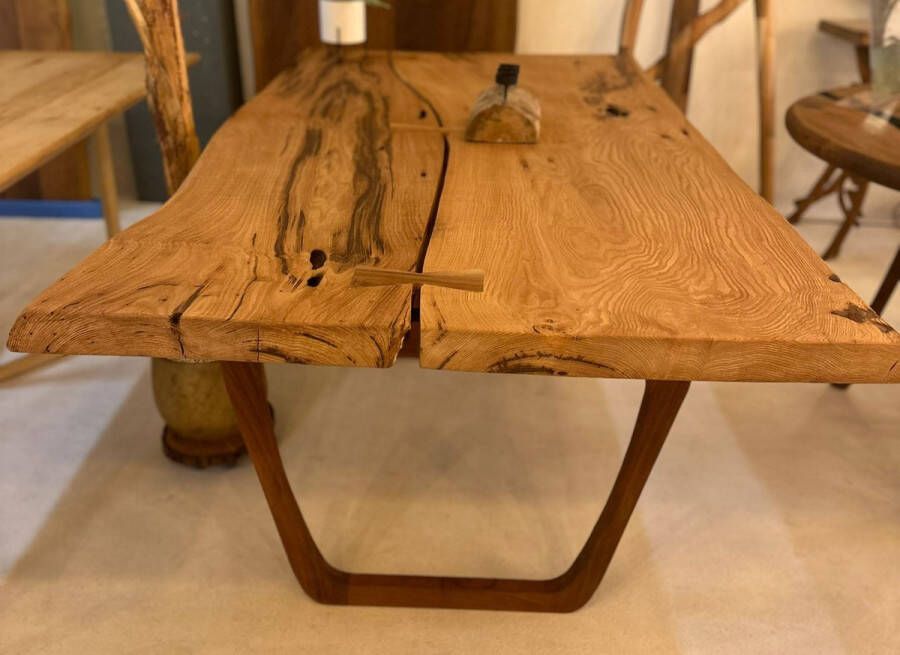 Arka Woods Kastanje hout eettafel Jasmine