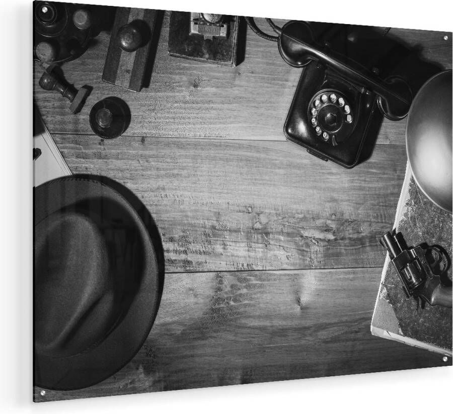 Artaza Glasschilderij Oude Bureau Tafel Met Een Pistool En Een Hoedje 80x60 Plexiglas Schilderij Foto op Glas