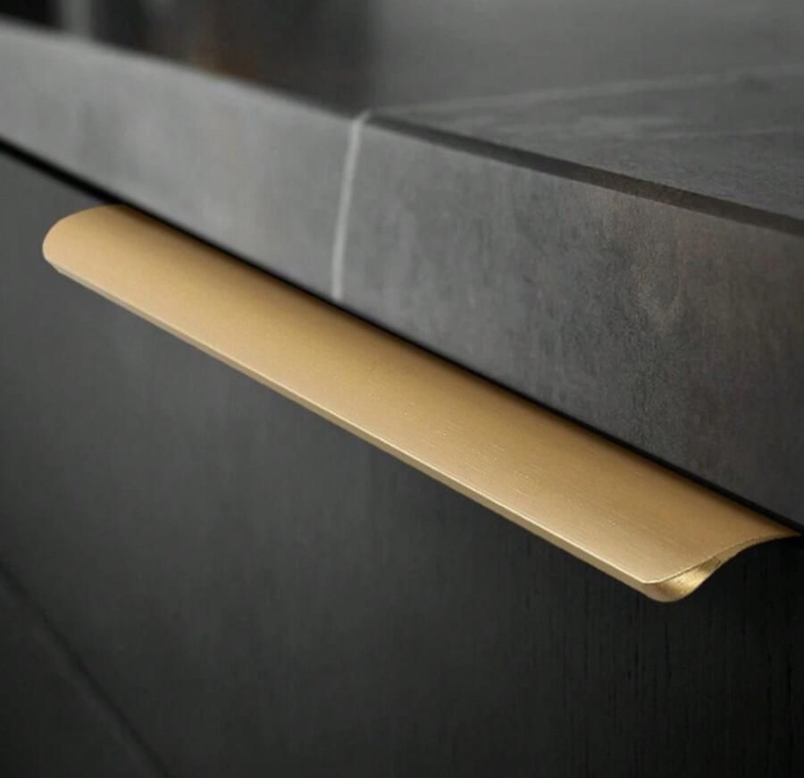 AtlasPro Ambiant 2 stuks gatafstand 160 mm Gouden RVS Handgreep met Ronde Afwerking Luxe Messing Accenten voor Keuken Kasten en Lades inclusief schroeven Badkamer Home Decor Keukengreep Kastgreep Meubelgreep Huisdecoratie