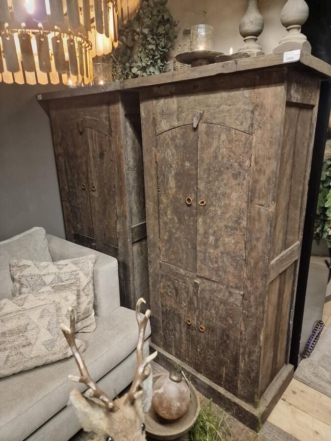 AURA PEEPERKORN |BUFFETKAST| OLD FARM FIENE MEDIUM|OUD HOUT| HOOGTE 160 X BREEDTE 80 CM