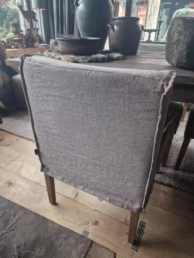 AURA PEEPERKORN | eetkamerstoel| LALINDE| LINNEN