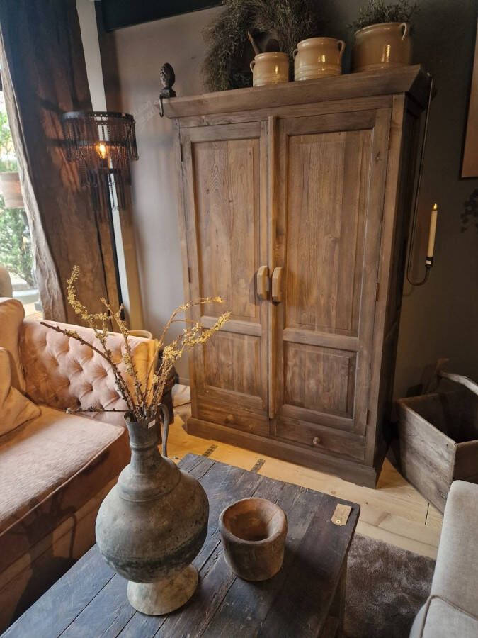 AURA PEEPERKORN | KAST| BUFFETKAST| DICHTE KAST| KAST DOORTJE| TEAKHOUT