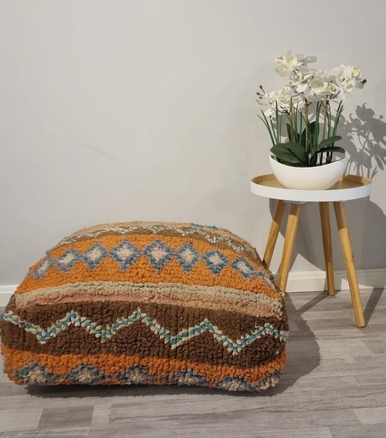 Authentiekevloerkleden.nl Marokkaanse poef en kussen Berber poef poef024 zitzak zitkussen retro poefs oosterse poefen