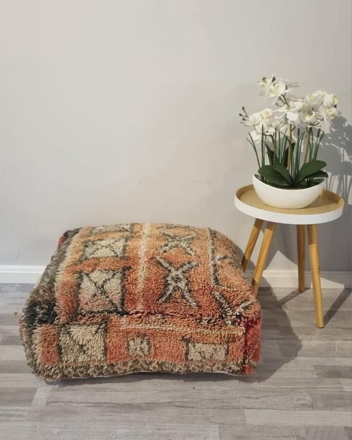 Authentiekevloerkleden.nl Marokkaanse poef en kussen Berber poef poef033 zitzak zitkussen retro poefs oosterse poefen