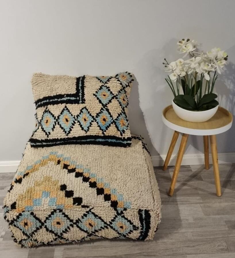 Authentiekevloerkleden.nl Marokkaanse poef set poef en kussen Berber poef poef012 zitzak zitkussen retro poefs oosterse poefen