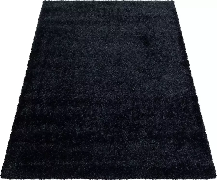 Ayyildiz Hoogpolig tapijt met fijne haartjes in de kleur zwart