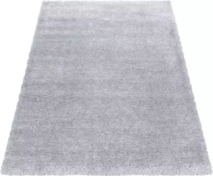 Ayyildiz Loper Hoogpolig tapijt met fijne haartjes in de kleur zilver