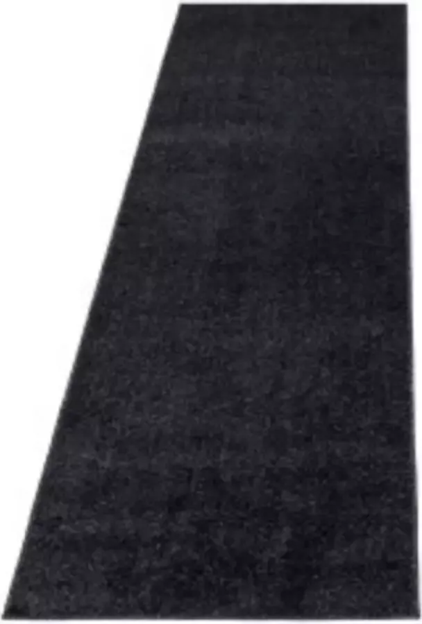 Ayyildiz Loper Laag polig tapijt in de kleur antraciet zwart