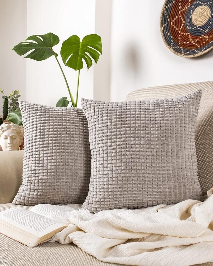 Azomor Set van twee zachte kussenhoezen van corduroy voor bank en bed