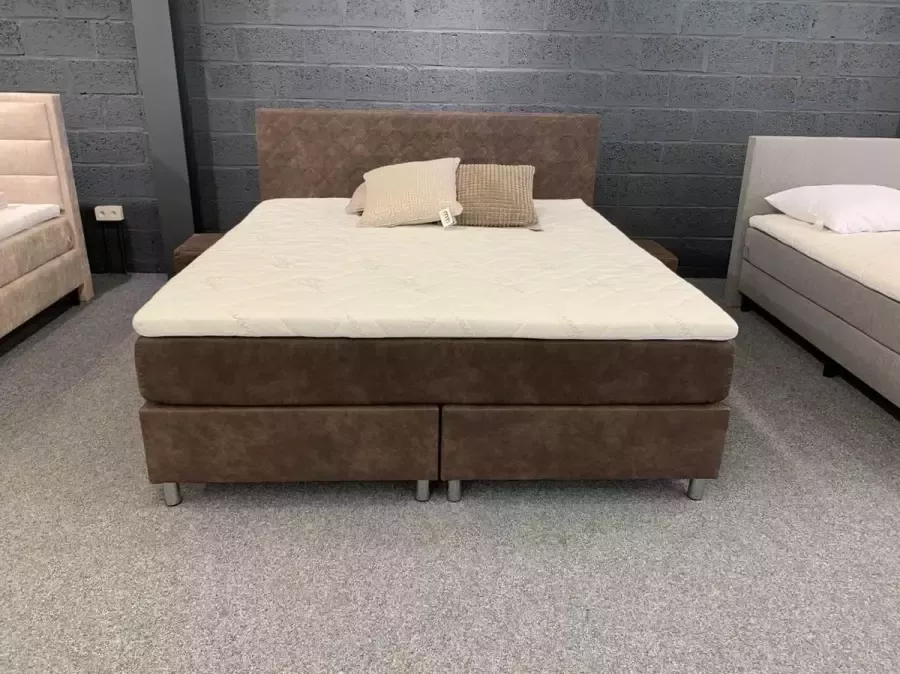 Barcelona Boxspring Bruin