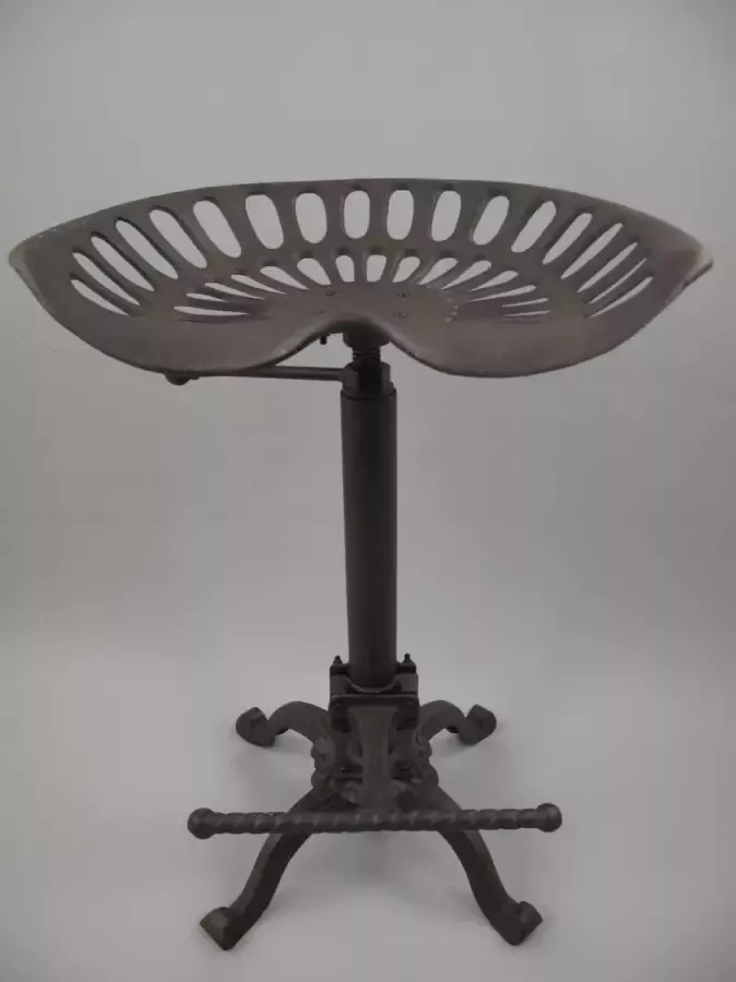 Barkruk Rustiek bruin Gietijzer 75 cm hoog 75 cm hoog