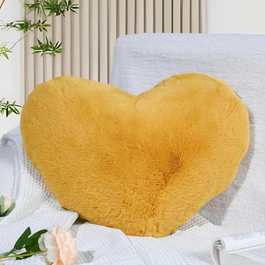 Bastix hartkussen kurkuma hartvormig kussen knuffelkussen liefdes sierkussen esthetisch pluche kussen voor woonkamer bank kind slaapkamer bed cadeau 26 x 36 cm