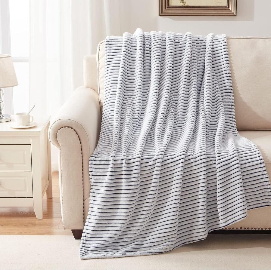 Bastix Knuffeldeken pluizige deken fleece deken zacht pluche warme en gezellige deken 3D-touch-ervaring perfect voor bed bank en bank stoel (marineblauw 228 6 x 228 6 cm)