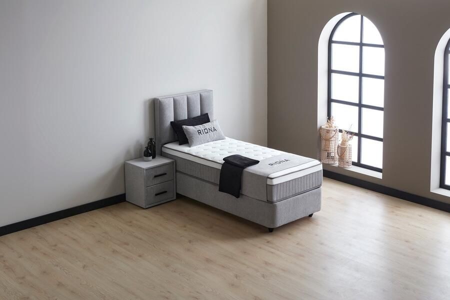 Beddenscout24 Boxspring bed met opbergruimte 90x200 cm Grijs Opbergbed Riona Inclusief matras en topper