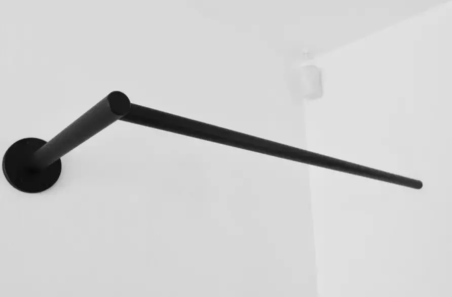 Bekkers RVS Zwarte kapstok voor hangers in hoek (100 CM)