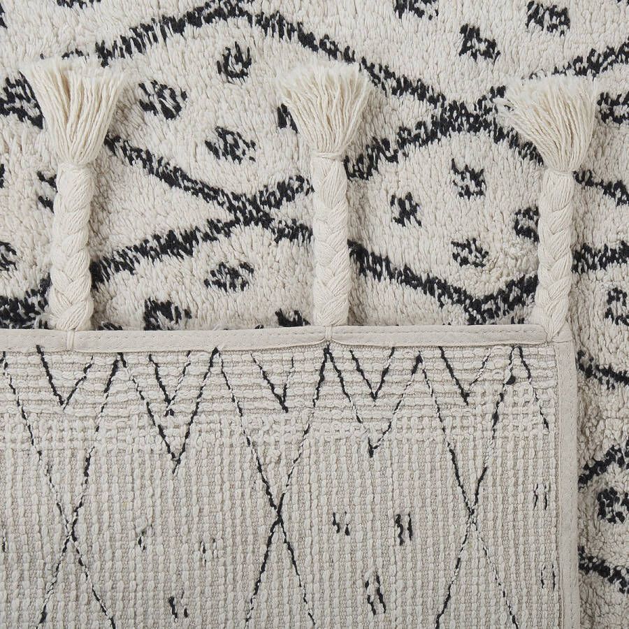 Beliani AGADIR Laagpolig vloerkleed Gebroken wit 140 x 200 cm Katoen