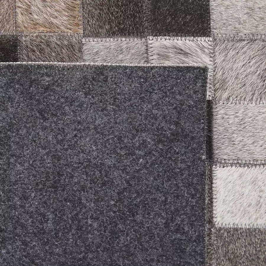 Beliani ARMUTLU Patchwork vloerkleed Grijs 140 x 200 cm Koeienhuid - Foto 3