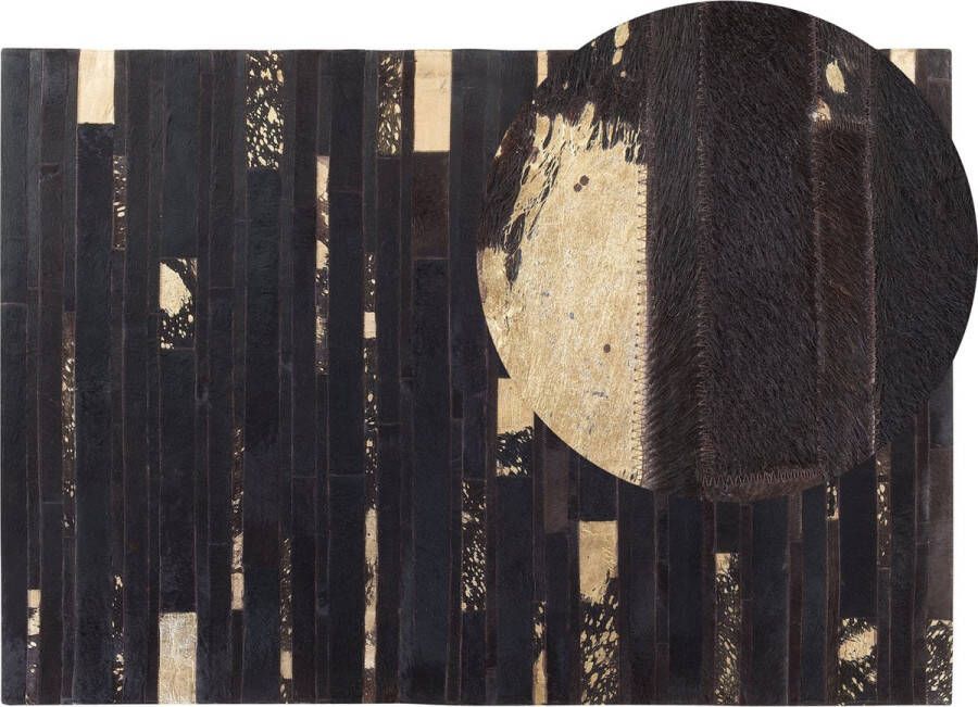Beliani ARTVIN Laagpolig vloerkleed Bruin 140 x 200 cm Koeienhuid leer