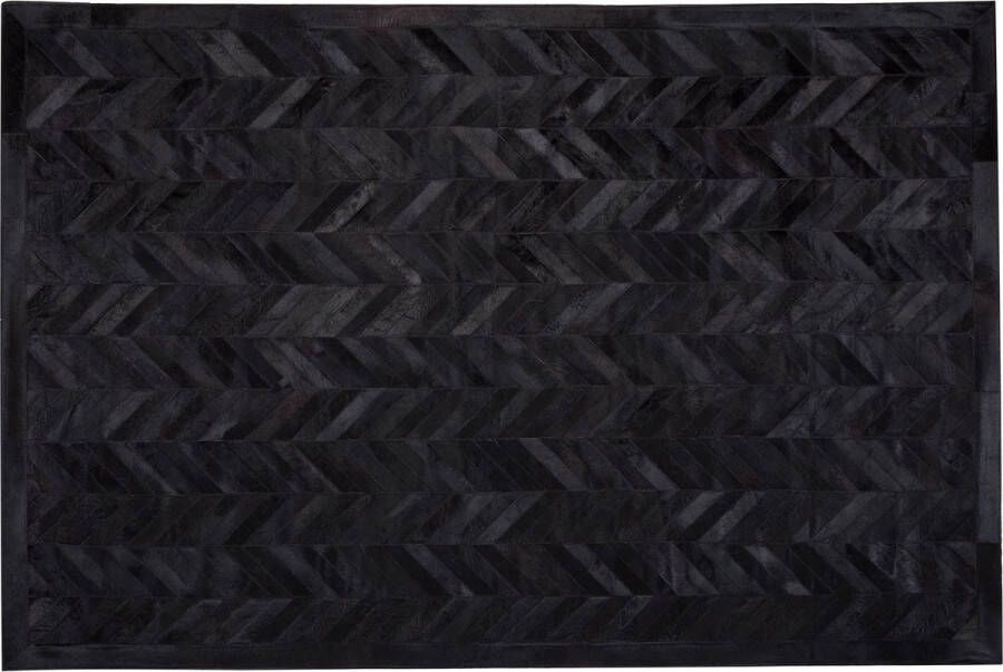 Beliani BELEVI Laagpolig vloerkleed Zwart 160 x 230 cm Koeienhuid leer