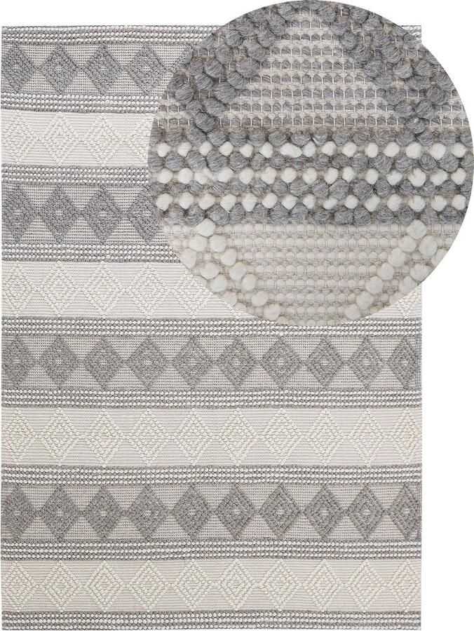 Beliani BOZOVA Laagpolig vloerkleed Lichtbeige 140 x 200 cm Wol