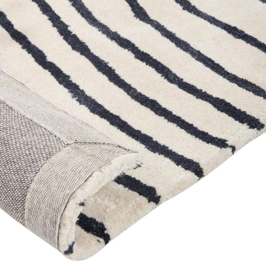 Beliani RUMRA Vloerkleed Zwart Wit 200 x 300 cm Viscose