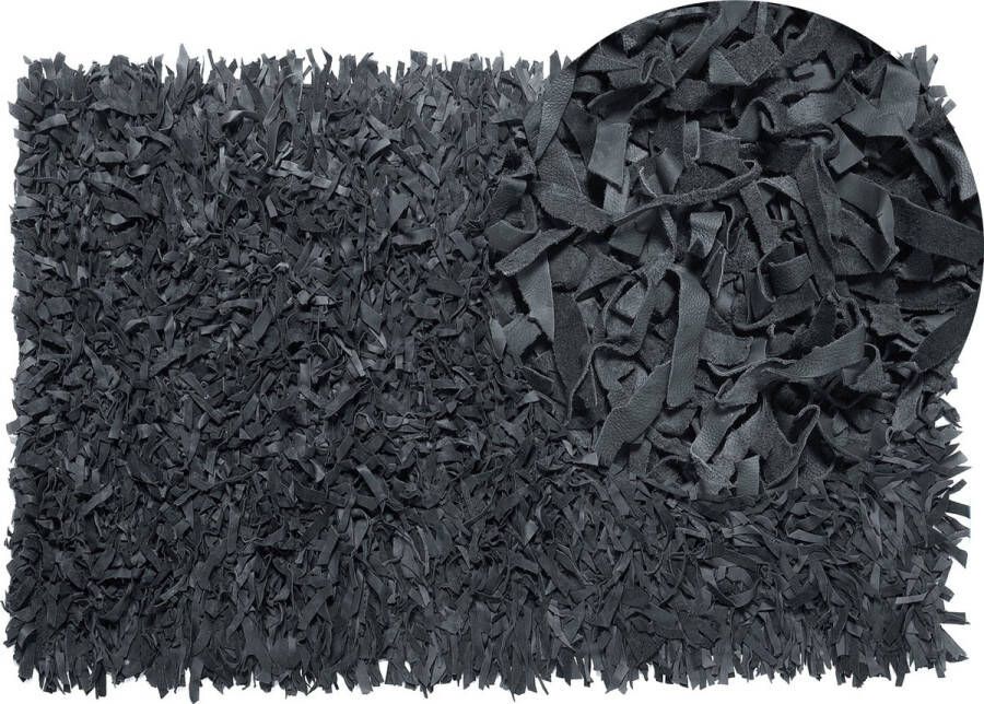 Beliani MUT Shaggy vloerkleed Zwart 160 x 230 cm Leer