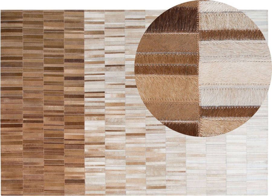 Beliani YAGDA Laagpolig vloerkleed Bruin 160 x 230 cm Koeienhuid leer