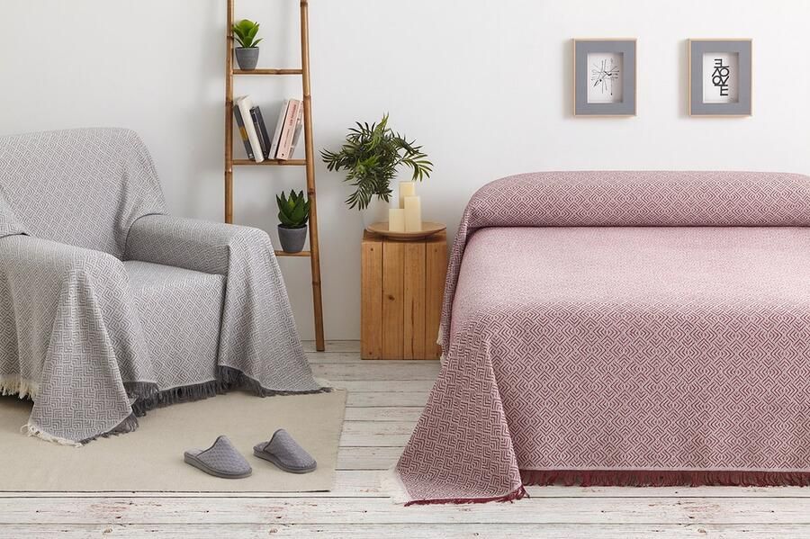 Belmarti Foulard Formentera 230x260cm Zwart Bescherm jouw bank tegen vlekken en slijtage Stijlvol & onderhoudsvriendelijk Premium kwaliteit