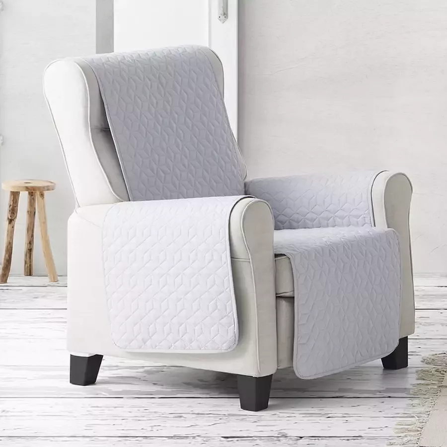 Belmarti Fauteuilbeschermer Geo 55cm breed Lichtgrijs Soft Touch Anti-slip Onderkant Ideaal voor Huisdieren en Kinderen