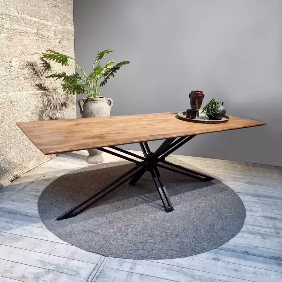 Benoa Jasmin Dining Table 140 cm