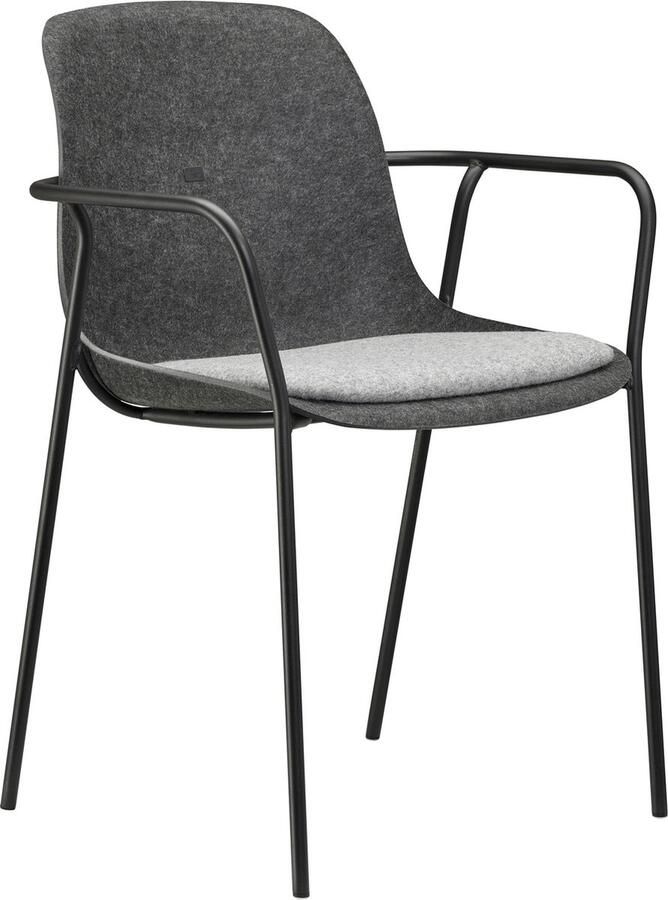 Beuk Felt Fine PET Stoel Antraciet Zwart Frame 100% recycle plastic en staal Zitting Grijs Met Armleggers (Fair Furniture Group – Nederlands Familiebedrijf)