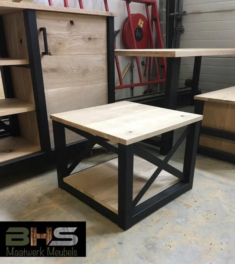 BHS Maatwerk Meubels BHS Salontafel Simone Industriële salontafel Eikenhout Staal