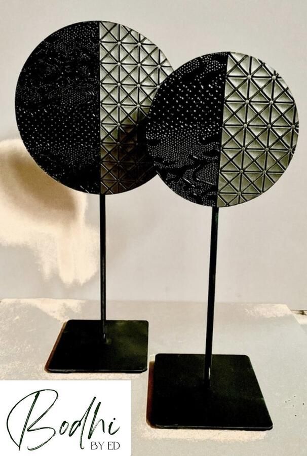 Bodhi by Ed Sidetable accessoires Vakkenkast Vensterbank Decoratie Rond op voet Decoratieve accessoires Ornament op voet Raamornament Decoratie woonkamer Dienblad accessoires