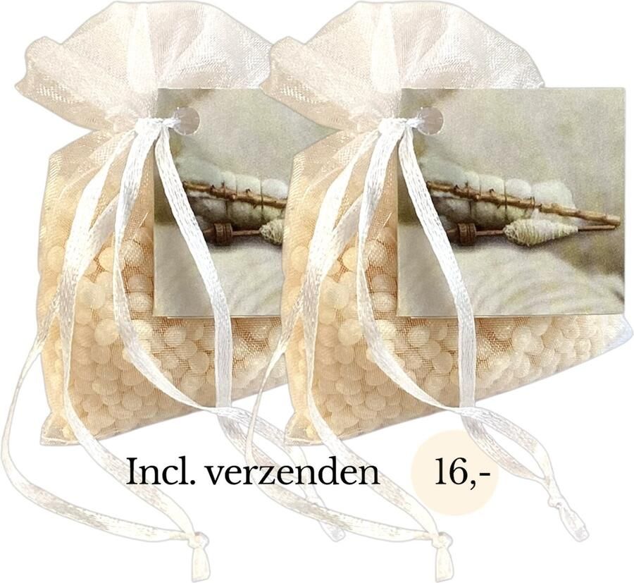 Boles d olor Geurparels 2x 'Boles d'olor Cashmere' Inclusief verzenden Geurkorrels Geurzakje Geurbuiltjes Geurbuiltje Geurverfrisser Luchtverfrisser Verfrisser Parfum Frisse geur Hanger Kledingkast Kleding Kast Créme