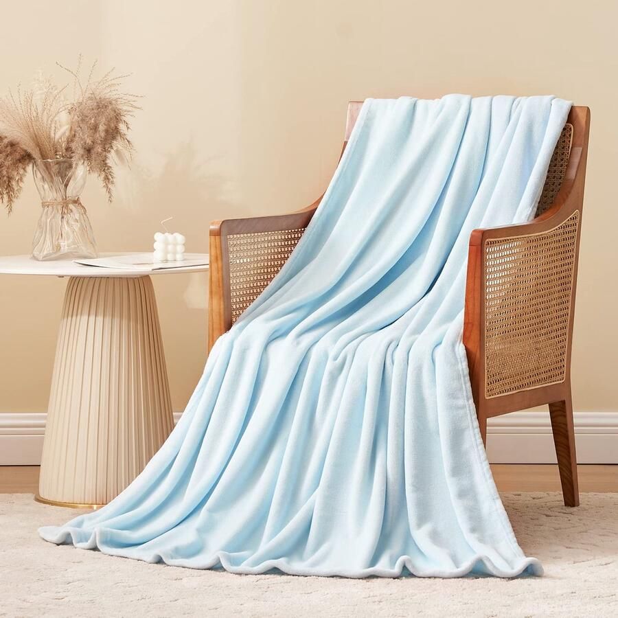 Boraboi Pluizige en Warme Lichtblauwe Fleecedeken voor Comfortabele Winteravonden op de Bank