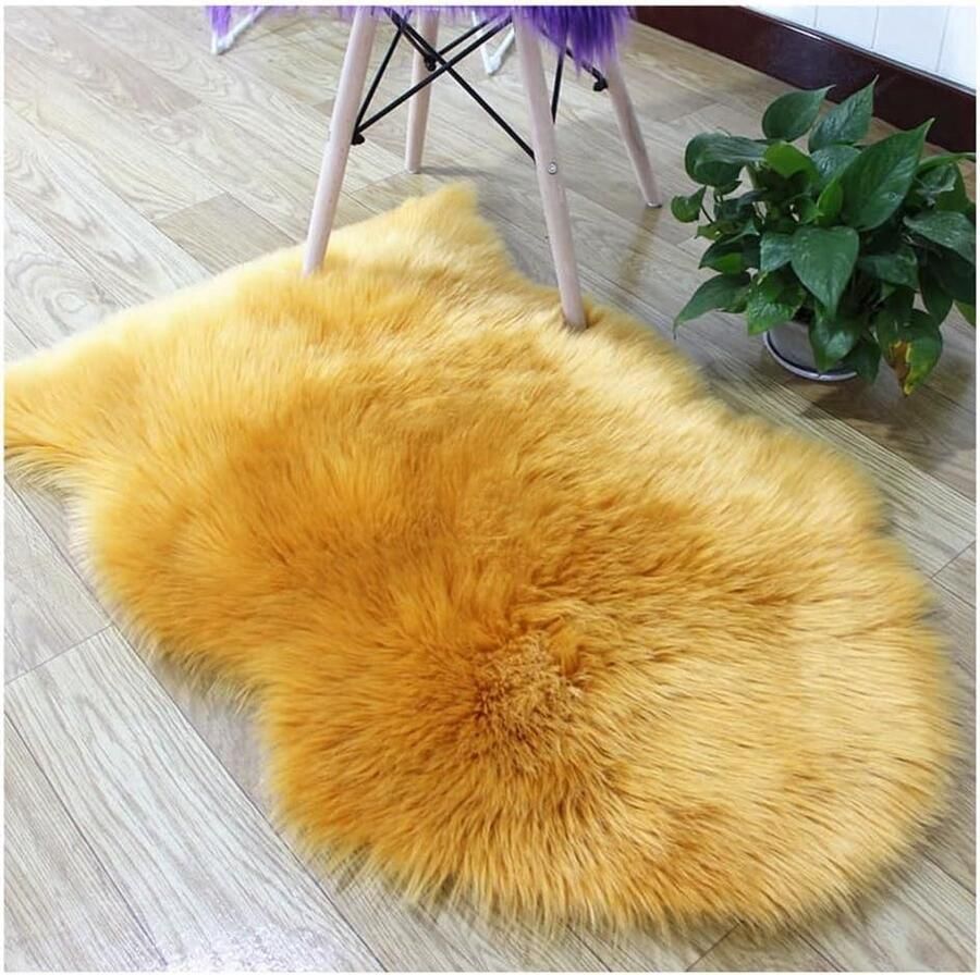 Brenzoos Langharig lamsvacht tapijt van imitatiebont voor stoel of bank Geel 60 x 90 cm Zacht en wollig Ideaal voor slaapkamer