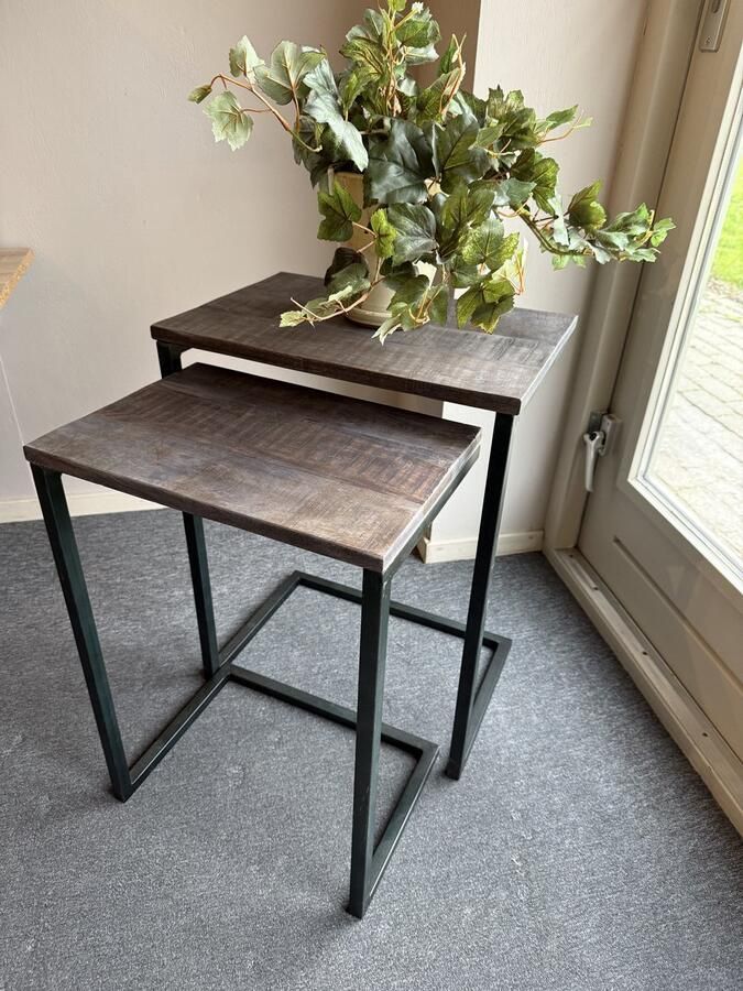 By Mooss Bijzettafel voor binnen bijzettafel sunburn zwart-grijs hout metaal 46x31x61 cm set van 2 metaal 46x31x61