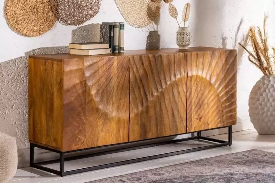Invicta Interior Massief dressoir SCORPION 140cm bruin mangohout gedetailleerd 3D-houtsnijwerk 41400