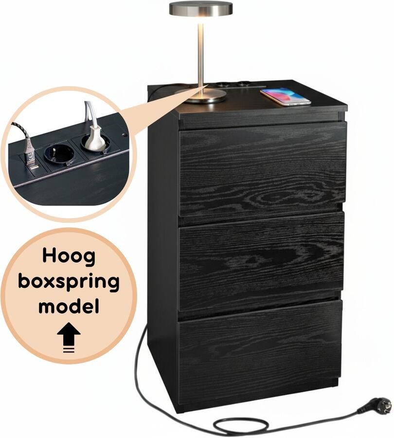 Casamoda Hoog Nachtkastje voor Boxspring H70 x B40 x D35 cm 3 Lades Stopcontact en USB Draagkracht 45 kg Moderne Bijzettafel Zwart
