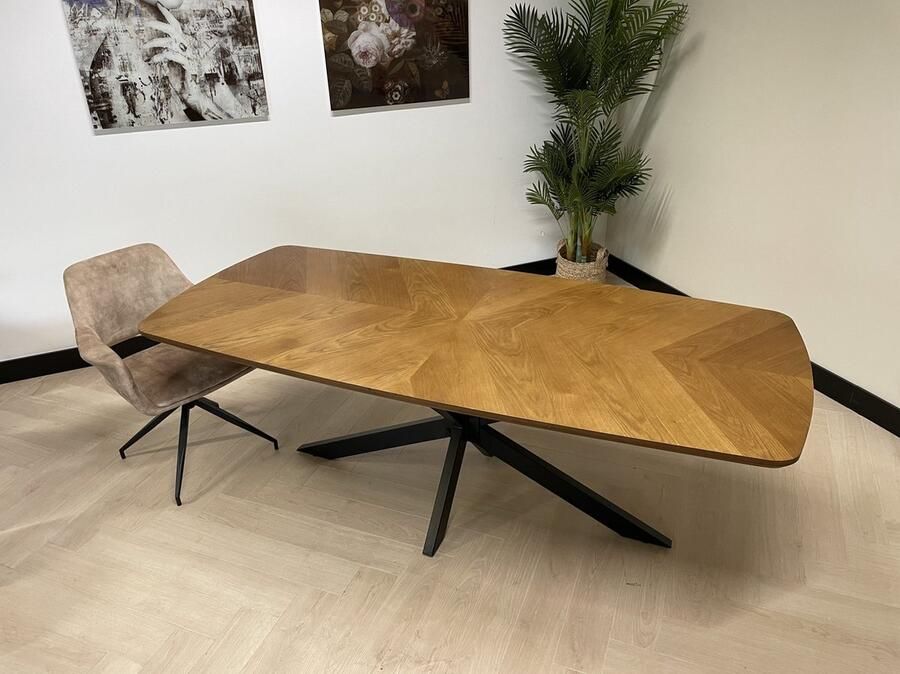Chair up meubels Deens Ovale Eettafel Modern Scandinavisch Design Luxe visgraat motief 220CM Matrix onderstel Naturel