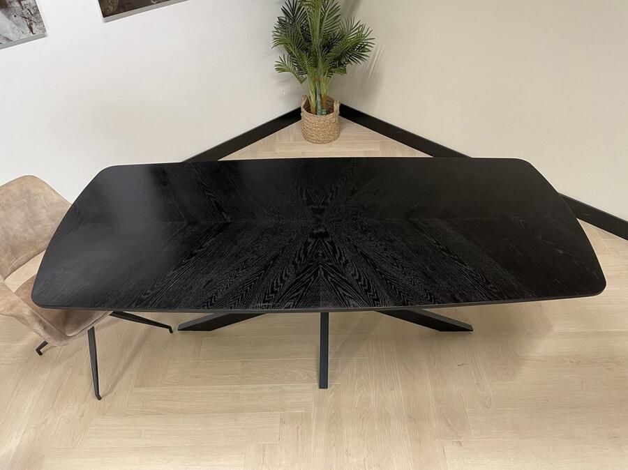 Chair up meubels Deens Ovale Eettafel Modern Scandinavisch Design Luxe visgraat motief 220CM Matrix onderstel Zwart