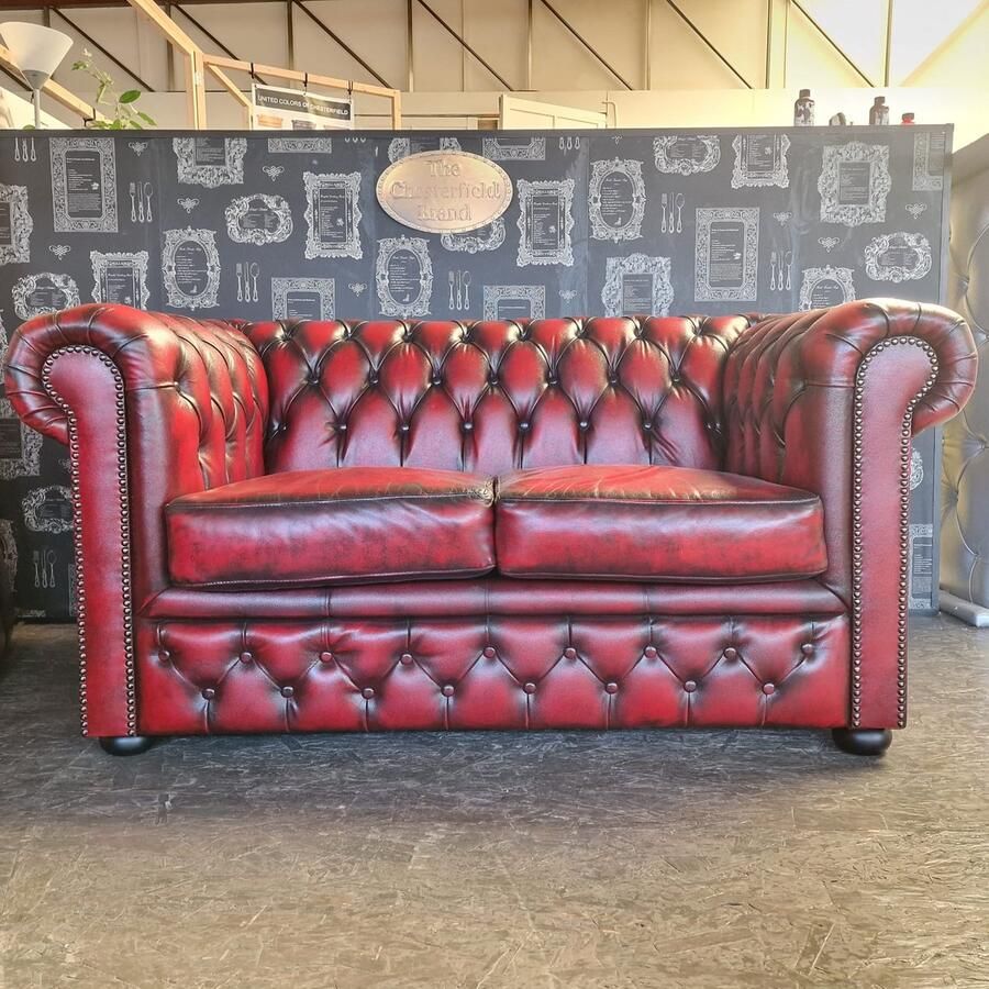 Chesterfield Brighton 2-zits Bank – Antiek Rood Leer