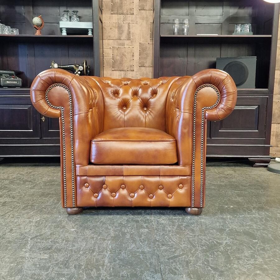 Chesterfield First Class fauteuil Cloudy brown old